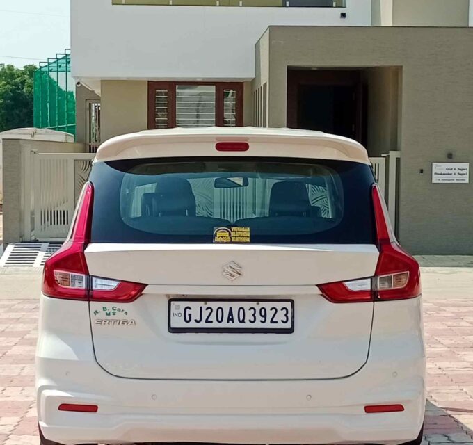 Second Hand Maruti Ertiga CNG