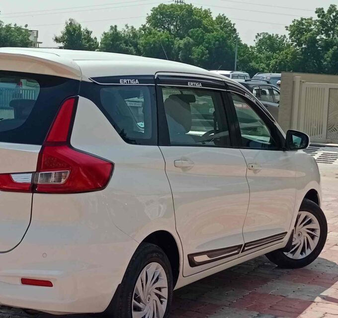 Second Hand Maruti Ertiga CNG